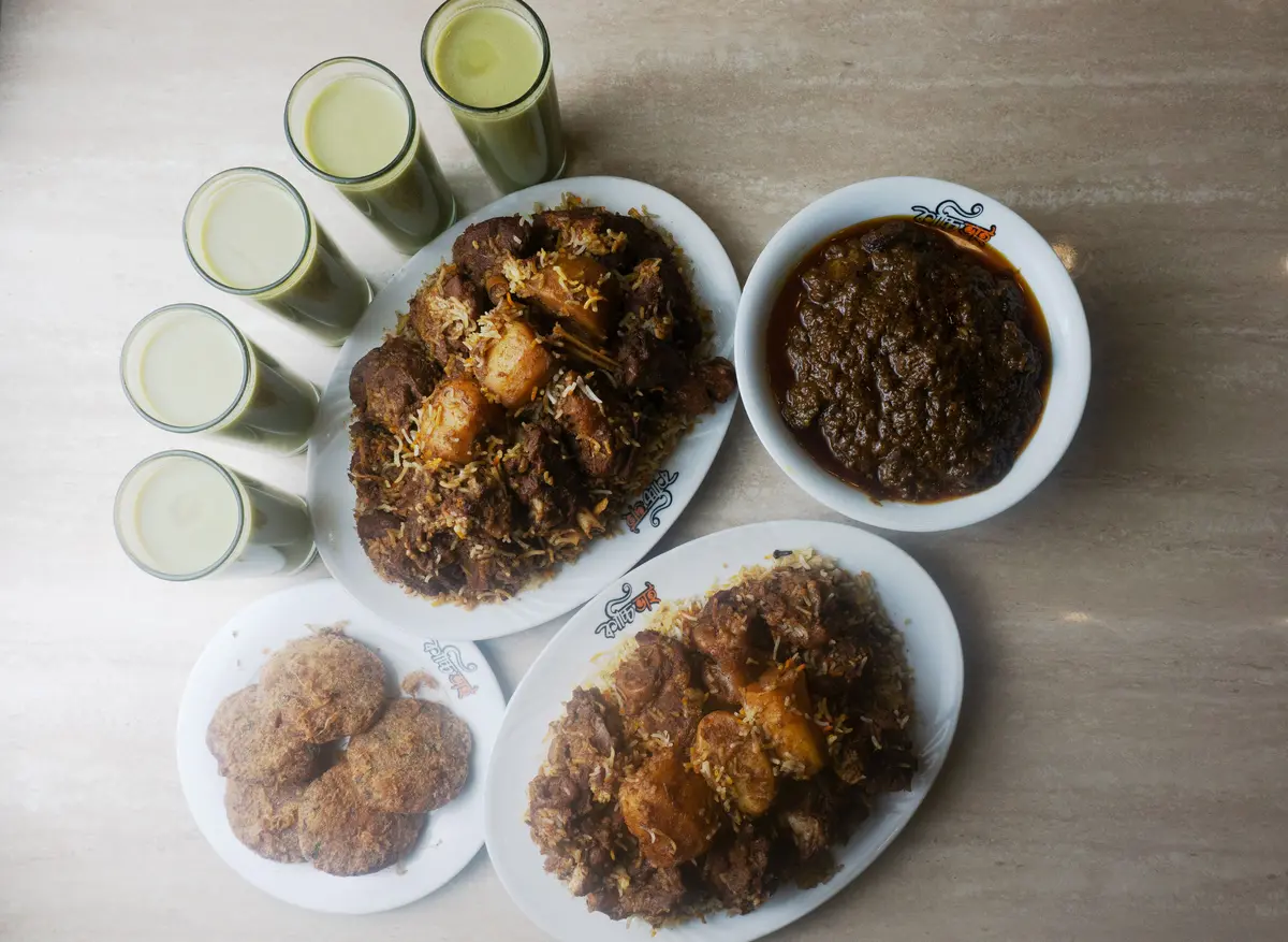 Kacchi Platter, Beef Rezala, Jali Kabab & Borhani 1:5