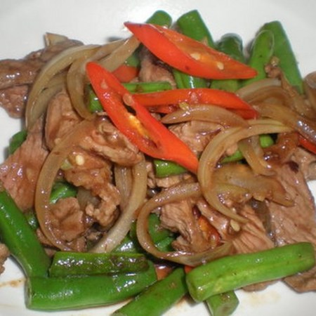 Beef With Green Chilli
