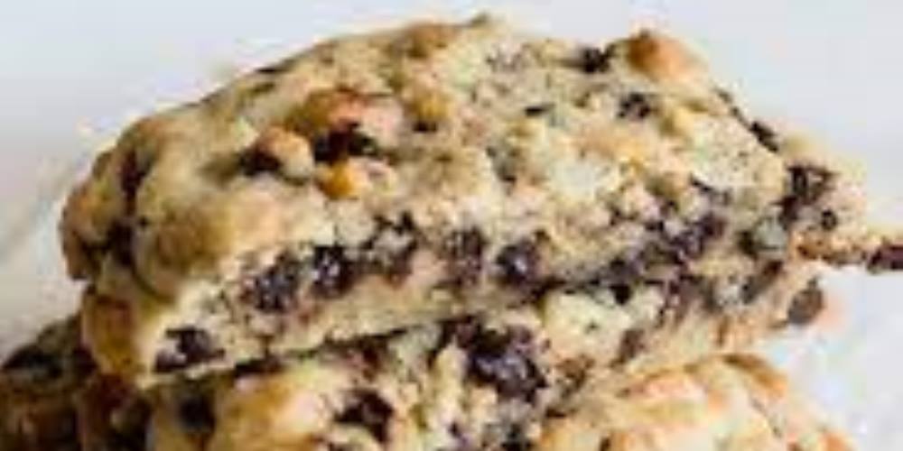 Giant Chocolate Chips Cookies- 1 Pc