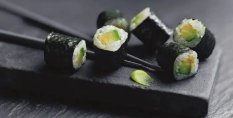 Avocado Maki Roll 