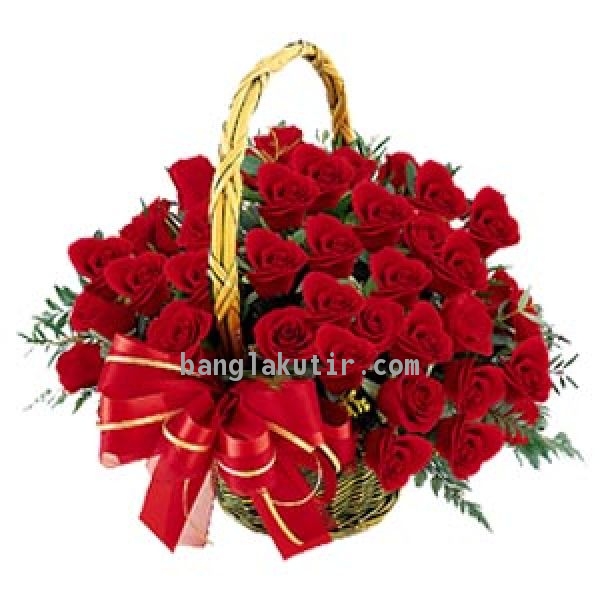 50 Red Love In Basket